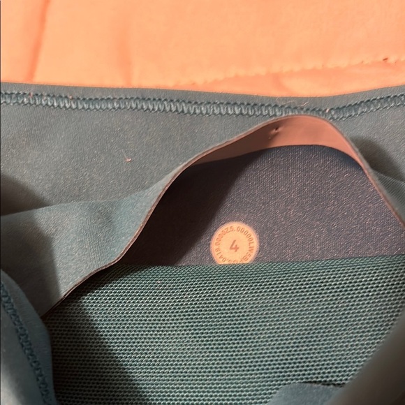 Lululemon In Movement Tight 25" Bermuda Teal High-Waisted Leggings - Picture 9 of 15